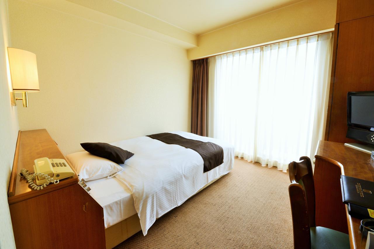Daiichi Grand Hotel Kobe Sannomiya Екстериор снимка